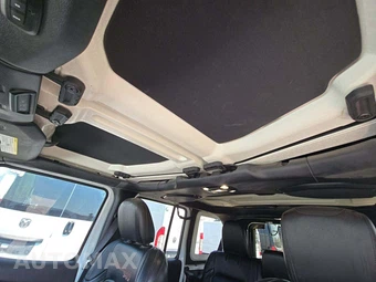 2022 Jeep Wrangler Unlimited Rubicon 392 - miniatura 8