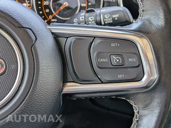 2022 Jeep Wrangler Unlimited Sahara - miniatura 26