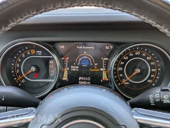 2022 Jeep Wrangler Unlimited Sahara - miniatura 27