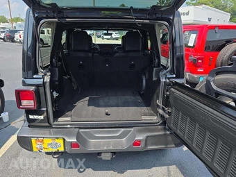 2022 Jeep Wrangler Unlimited Sahara - miniatura 14