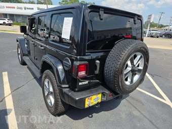 2022 Jeep Wrangler Unlimited Sahara - miniatura 2