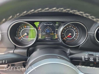 2022 Jeep Wrangler Unlimited Sahara - miniatura 9