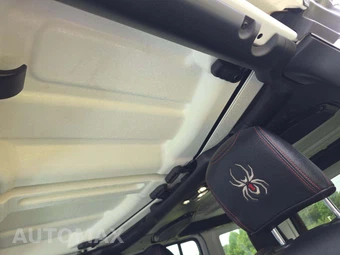 2022 Jeep Wrangler Unlimited Sahara - miniatura 8