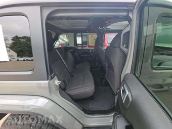 2022 Jeep Wrangler Unlimited Sahara - miniatura 16
