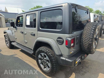 2022 Jeep Wrangler Unlimited Sahara - miniatura 2