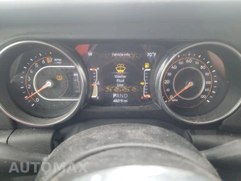 2022 Jeep Wrangler Unlimited Sahara - miniatura 12