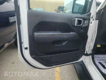 2022 Jeep Wrangler Unlimited Sahara - miniatura 9