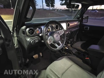 2022 Jeep Wrangler Unlimited Sahara - miniatura 11