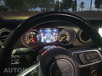 2022 Jeep Wrangler Unlimited Sahara - miniatura 12