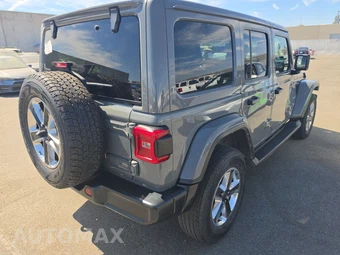 2022 Jeep Wrangler Unlimited Sahara - miniatura 4