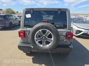 2022 Jeep Wrangler Unlimited Sahara - miniatura 5
