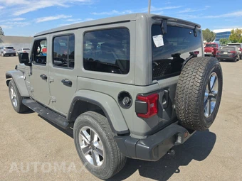 2022 Jeep Wrangler Unlimited Sahara - miniatura 6