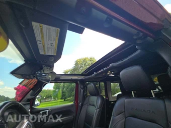2022 Jeep Wrangler Unlimited Sahara - miniatura 11