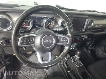 2022 Jeep Wrangler Unlimited Sahara - miniatura 11