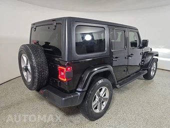 2022 Jeep Wrangler Unlimited Sahara - miniatura 4