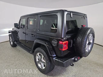 2022 Jeep Wrangler Unlimited Sahara - miniatura 6
