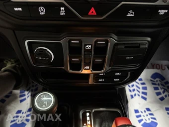 2022 Jeep Wrangler Unlimited Sahara Altitude Edition - miniatura 17