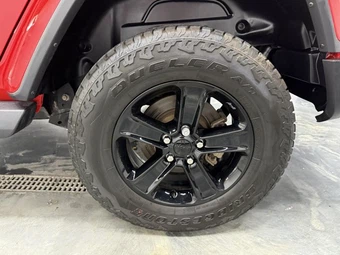 2022 Jeep Wrangler Unlimited Sahara Altitude Edition - miniatura 25
