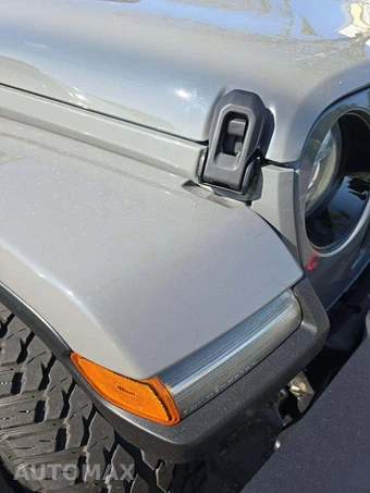 2022 Jeep Wrangler Unlimited Sahara Altitude Edition - miniatura 23
