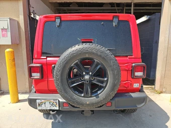 2022 Jeep Wrangler Unlimited Sahara Altitude Edition - miniatura 5