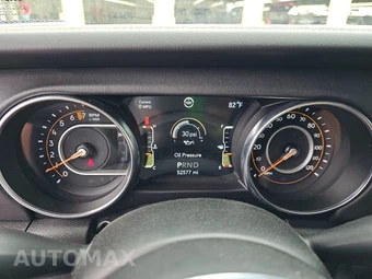 2022 Jeep Wrangler Unlimited Sahara High Altitude Edition - miniatura 12