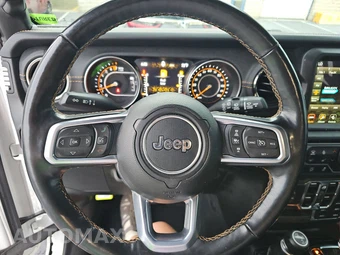 2022 Jeep Wrangler Unlimited Sahara High Altitude Edition - miniatura 10