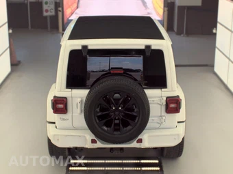 2022 Jeep Wrangler Unlimited Sahara High Altitude Edition - miniatura 5