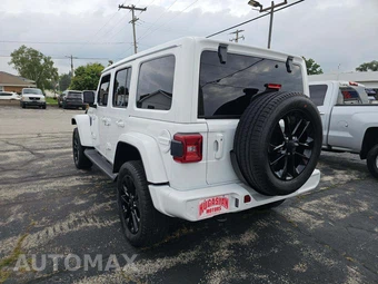 2022 Jeep Wrangler Unlimited Sahara High Altitude Edition - miniatura 2