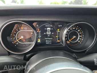 2022 Jeep Wrangler Unlimited Sahara High Altitude Edition - miniatura 9