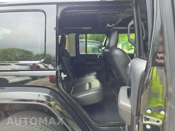 2022 Jeep Wrangler Unlimited Sahara High Altitude Edition - miniatura 16