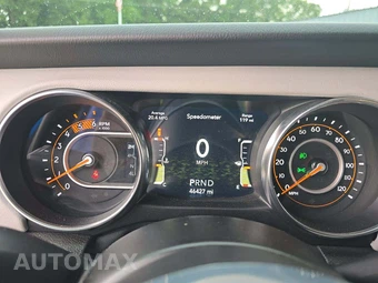 2022 Jeep Wrangler Unlimited Sahara High Altitude Edition - miniatura 6