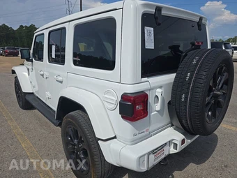 2022 Jeep Wrangler Unlimited Sahara High Altitude Edition - miniatura 6