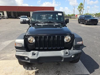 2022 Jeep Wrangler Unlimited Sport - miniatura 2