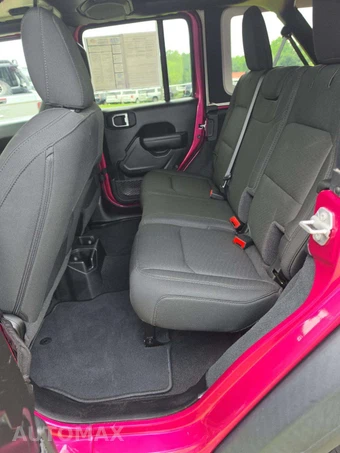 2022 Jeep Wrangler Unlimited Sport Altitude Edition - miniatura 10