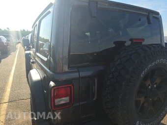 2022 Jeep Wrangler Unlimited Willys Edition - miniatura 6