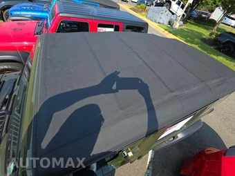 2022 Jeep Wrangler Unlimited Willys Edition - miniatura 12