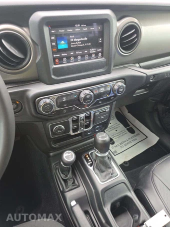 2022 Jeep Wrangler Unlimited Willys Edition - miniatura 10