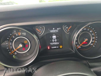 2022 Jeep Wrangler Willys Edition - miniatura 9