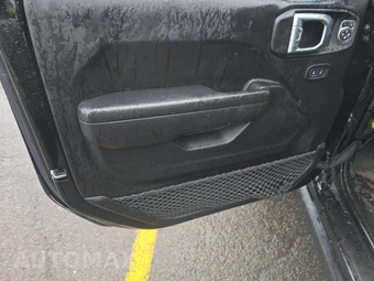 2022 Jeep Wrangler Willys Edition - miniatura 9