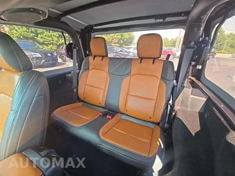 2022 Jeep Wrangler Willys Sport Edition - miniatura 10