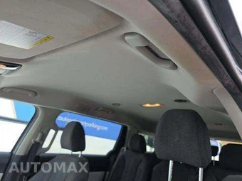 2022 Kia Carnival MPV LX 121.7" WB - miniatura 11