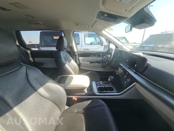 2022 Kia Carnival MPV LXS 121.7" WB - miniatura 8