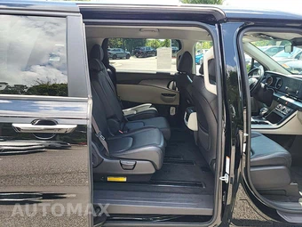 2022 Kia Carnival MPV LXS 121.7" WB - miniatura 17