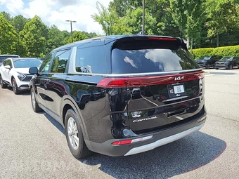 2022 Kia Carnival MPV LXS 121.7" WB - miniatura 2