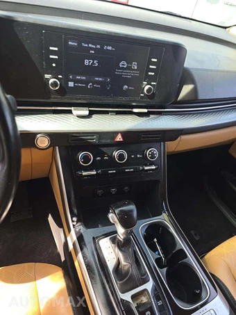 2022 Kia Carnival MPV LXS 121.7" WB - miniatura 10