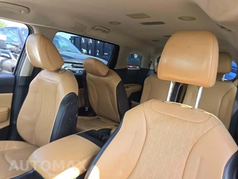 2022 Kia Carnival MPV LXS 121.7" WB - miniatura 11
