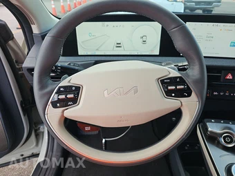 2022 Kia EV6 Wind – miniatura 10