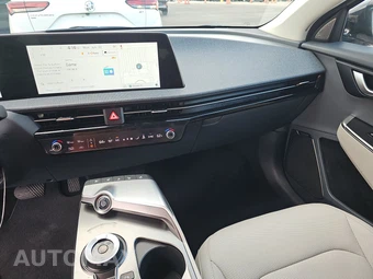 2022 Kia EV6 Wind – miniatura 11
