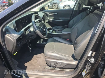 2022 Kia EV6 Wind - miniatura 7