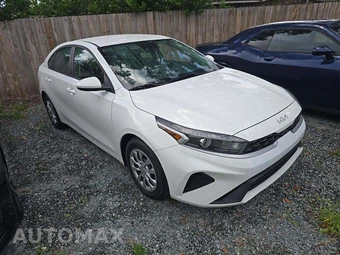 2022 Kia Forte FE – miniatura 4